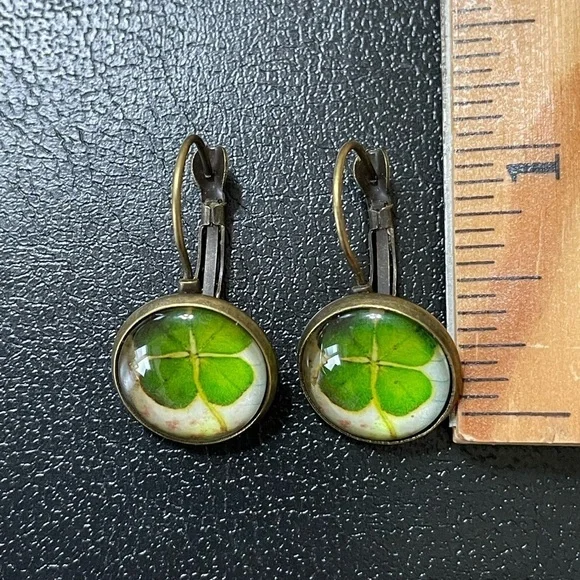 Earrings 4 Leaf Clover Shamrock Lucky Green White Bronze St. Patrick’s Day New - Picture 6 of 7
